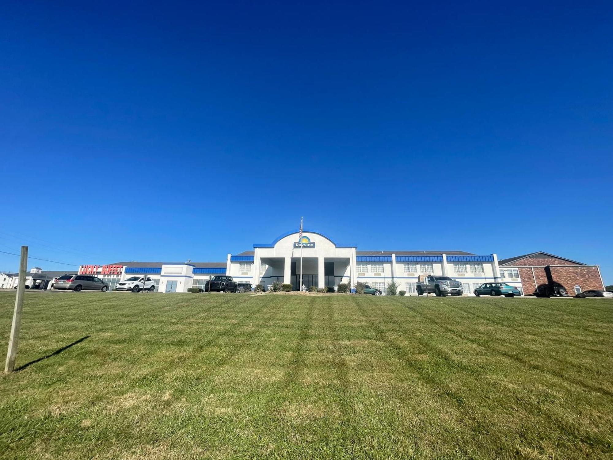Days Inn By Wyndham Madisonville Exterior foto
