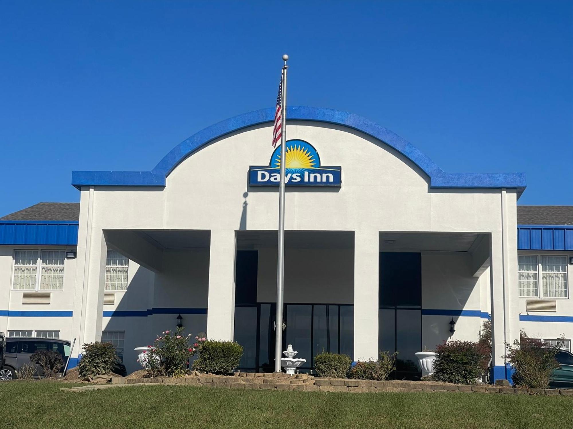 Days Inn By Wyndham Madisonville Exterior foto